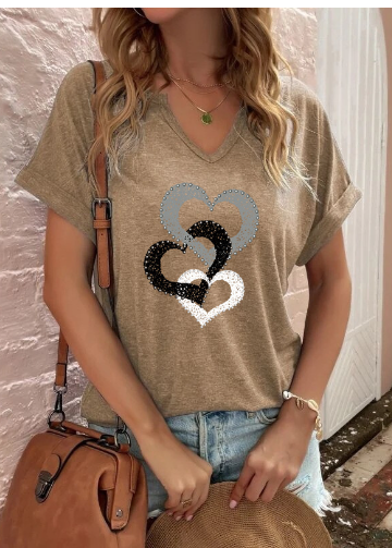 Women's Love Graphic V-Neck Shirt